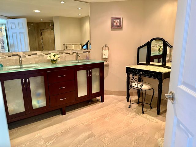4020 Galt Ocean Drive 1708, Fort Lauderdale, FL 33308