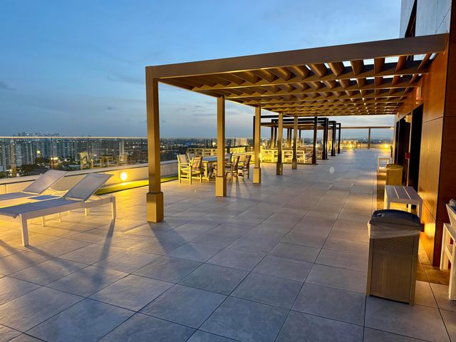 4020 Galt Ocean Drive 1708, Fort Lauderdale, FL 33308