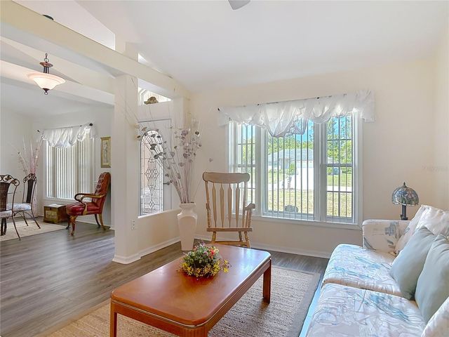 290 SHADYDALE COURT, Deltona, FL 32738