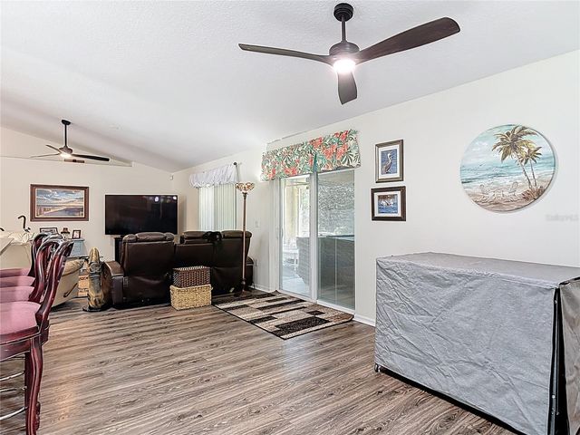 290 SHADYDALE COURT, Deltona, FL 32738