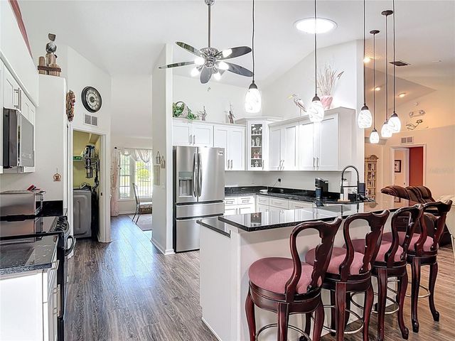 290 SHADYDALE COURT, Deltona, FL 32738