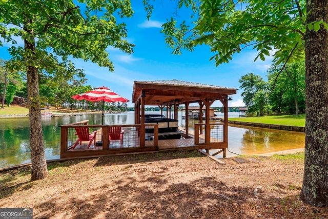 122 Island Creek Drive NE, Sparta, GA 31087