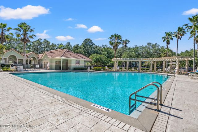 7701 TIMBERLIN PARK Boulevard, 826, Jacksonville, FL 32256