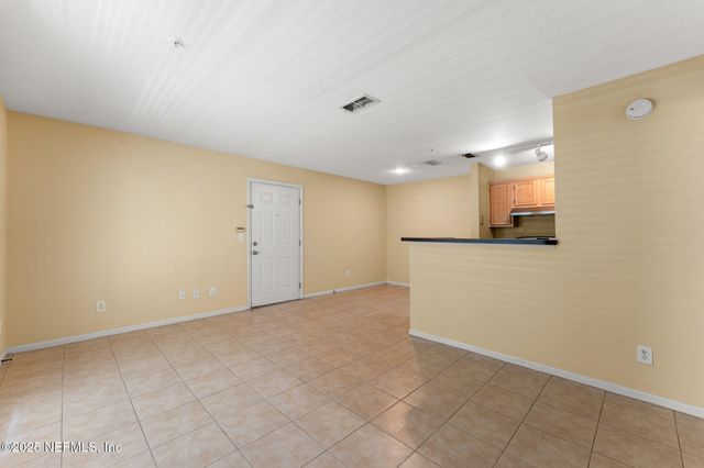 7701 TIMBERLIN PARK Boulevard, 826, Jacksonville, FL 32256