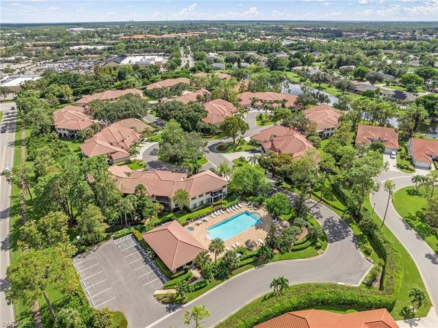 47 Bennington Dr Apt 6, Naples, FL 34104