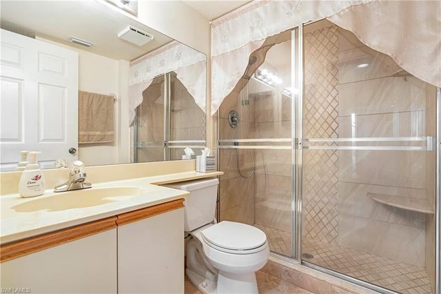 47 Bennington Dr Apt 6, Naples, FL 34104