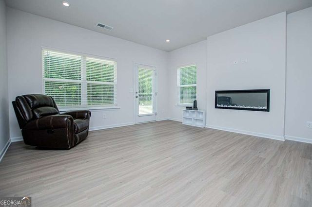 221 Asher Drive, Carrollton, GA 30116