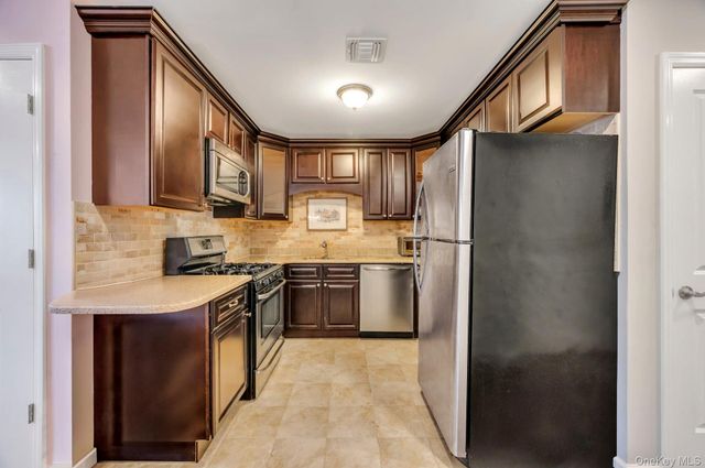 115 Weatherby Lane, Central Islip, NY 11722