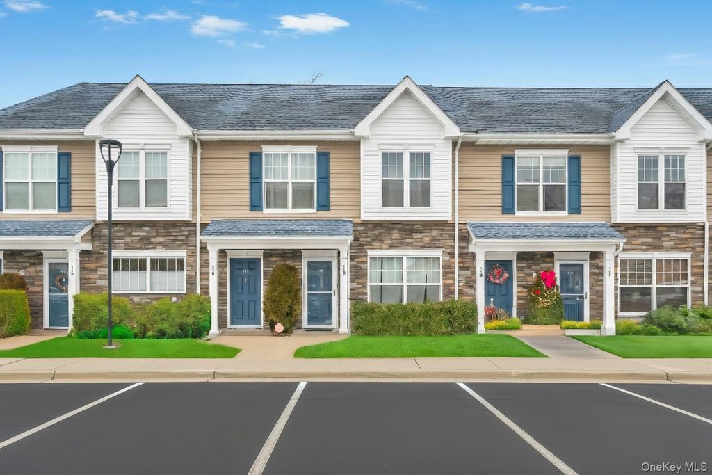 115 Weatherby Lane, Central Islip, NY 11722