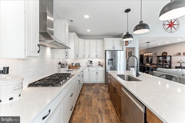364 NATIONAL DRIVE, Downingtown, PA 19335