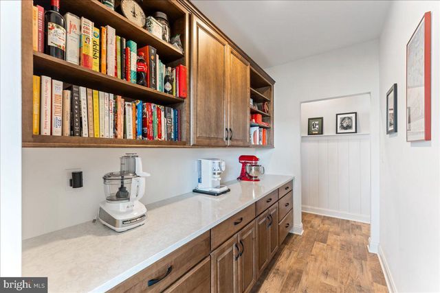 364 NATIONAL DRIVE, Downingtown, PA 19335