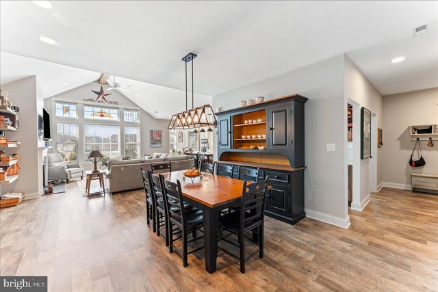 364 NATIONAL DRIVE, Downingtown, PA 19335