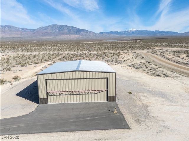 1180 East Airplane Place, Pahrump, NV 89060