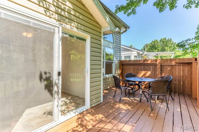 836 Du Pre Court, St Peters, MO 63376