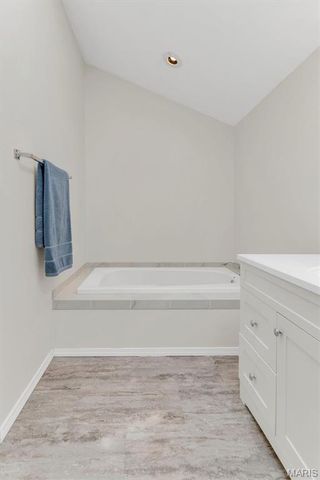 836 Du Pre Court, St Peters, MO 63376
