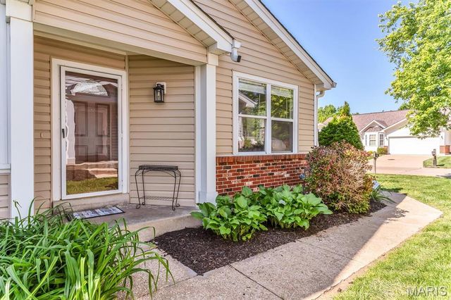 836 Du Pre Court, St Peters, MO 63376