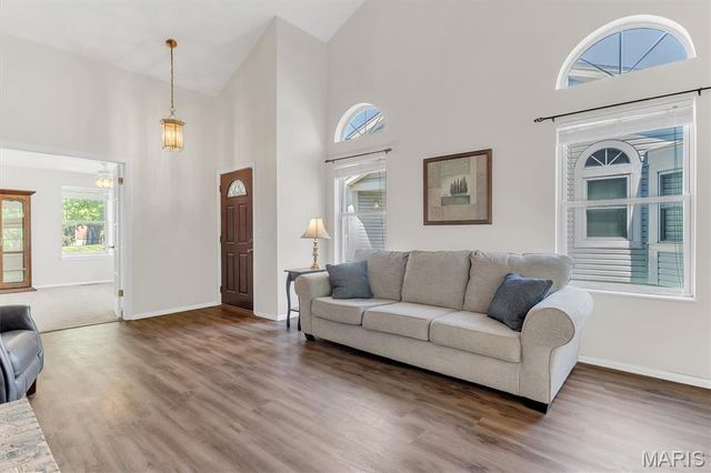 836 Du Pre Court, St Peters, MO 63376