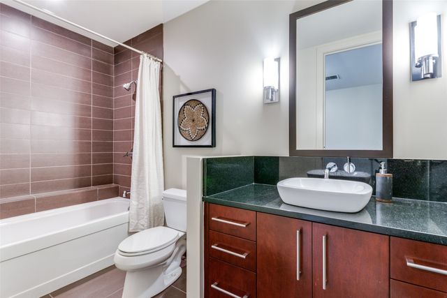 2600 W 7th Street 2828, Fort Worth, TX 76107