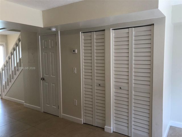 5806 W 26th Ave 210, Hialeah, FL 33016