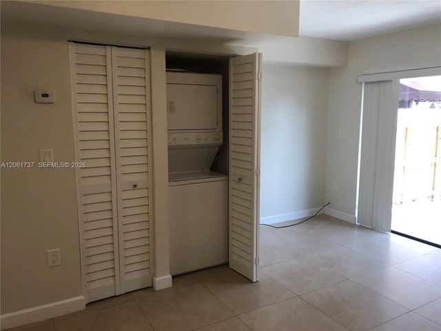 5806 W 26th Ave 210, Hialeah, FL 33016