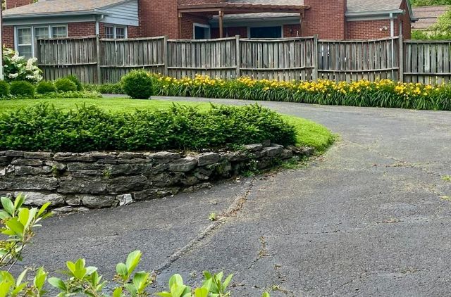 160 St Mildreds Court, Danville, KY 40422