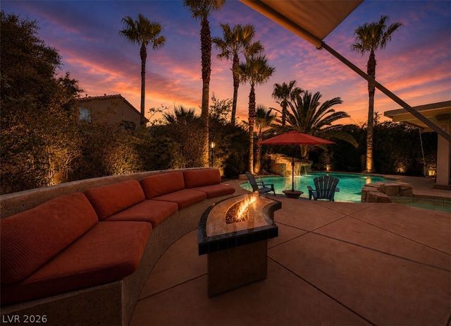 7470 Laughing Brook Court, Las Vegas, NV 89131