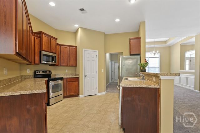 19 Coffee Pointe Drive, Savannah, GA 31419