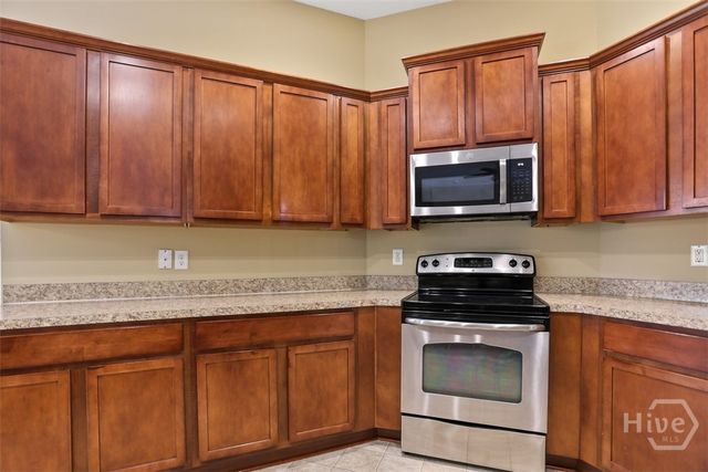 19 Coffee Pointe Drive, Savannah, GA 31419