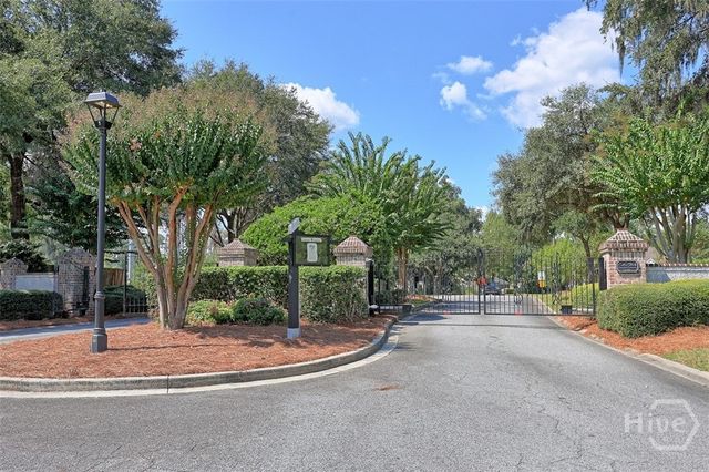 19 Coffee Pointe Drive, Savannah, GA 31419
