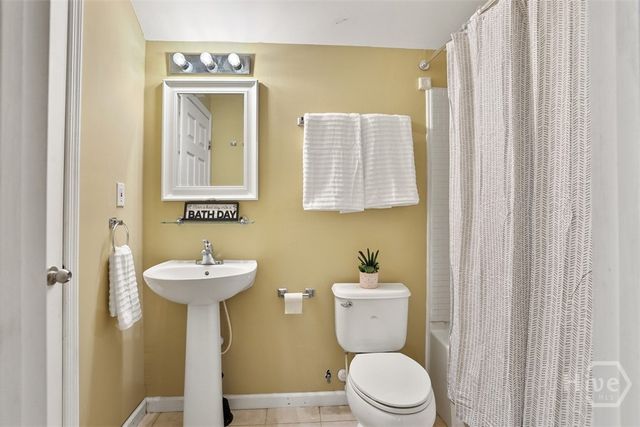 19 Coffee Pointe Drive, Savannah, GA 31419