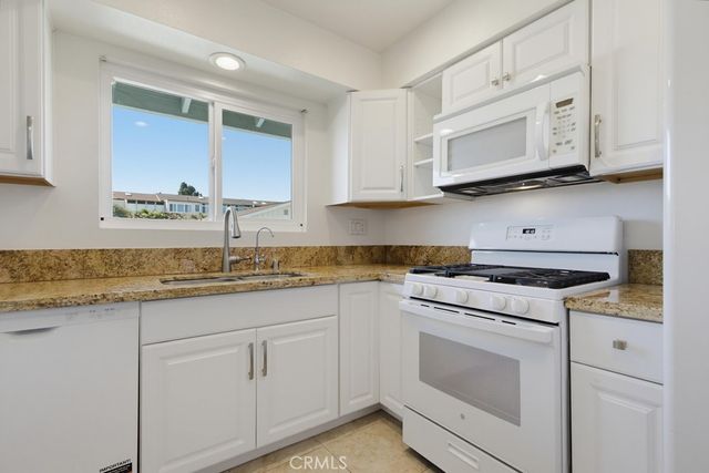 3615 Vista Bella 35, Oceanside, CA 92057