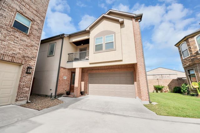 11045 Upland Forest Drive, Houston, TX 77043