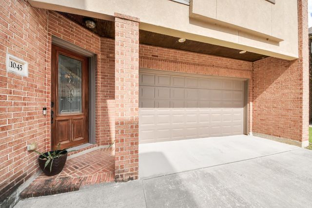 11045 Upland Forest Drive, Houston, TX 77043