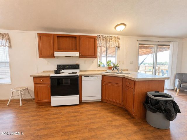 1017 S 373 Avenue, Tonopah, AZ 85354