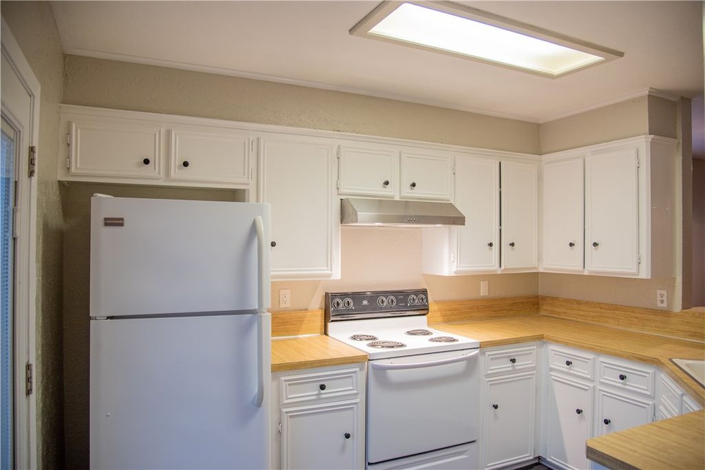 1328 Airline Drive, College Station, TX 77845 — photo 4