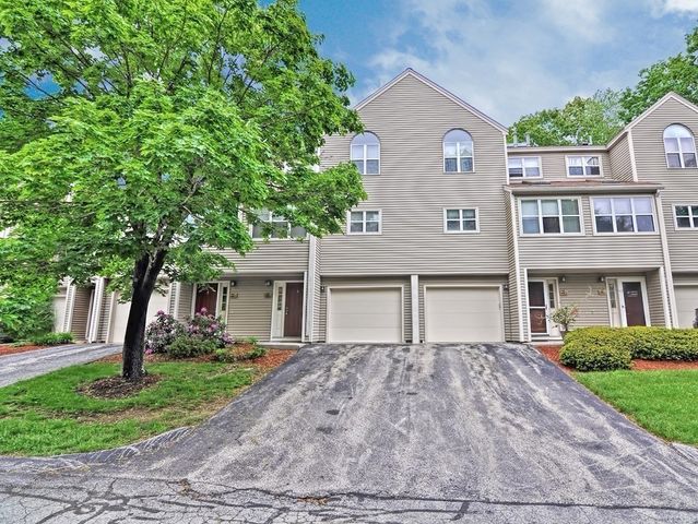 19 Thayer Pond Dr 3, Oxford, MA 01537
