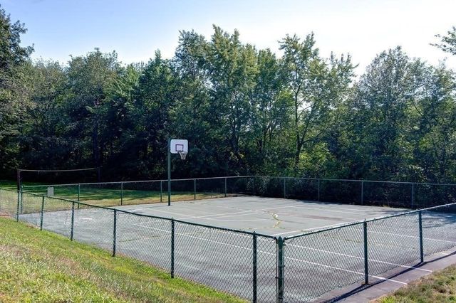 19 Thayer Pond Dr 3, Oxford, MA 01537