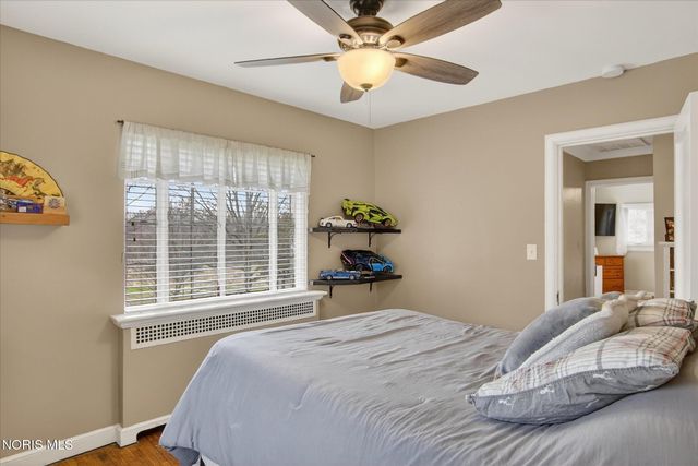 4104 Brookside Road, Ottawa Hills, OH 43606