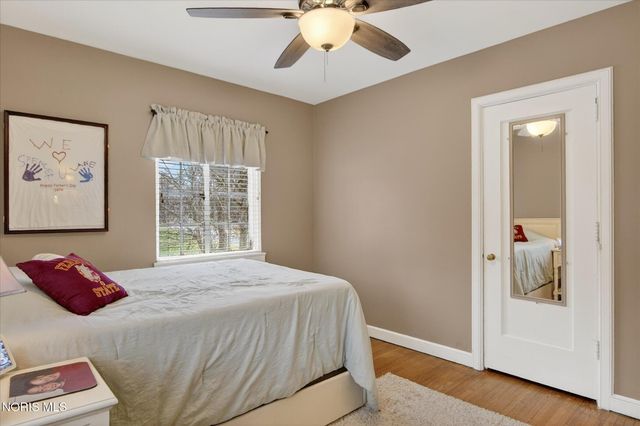 4104 Brookside Road, Ottawa Hills, OH 43606