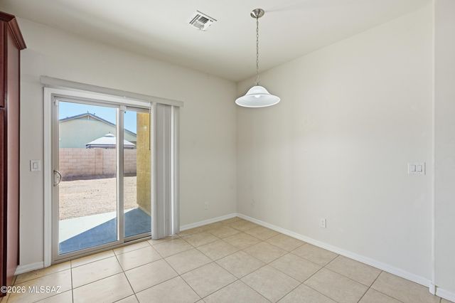 6737 S Cut Bow Drive, Tucson, AZ 85757
