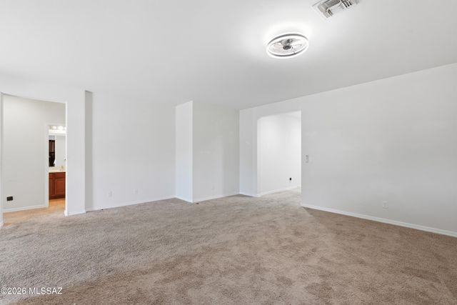 6737 S Cut Bow Drive, Tucson, AZ 85757