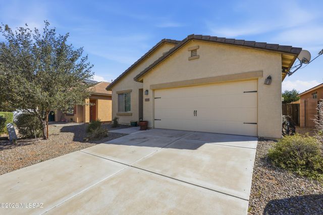 6737 S Cut Bow Drive, Tucson, AZ 85757