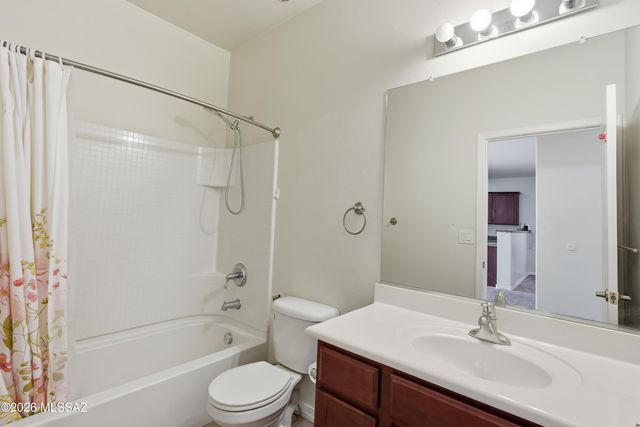 6737 S Cut Bow Drive, Tucson, AZ 85757