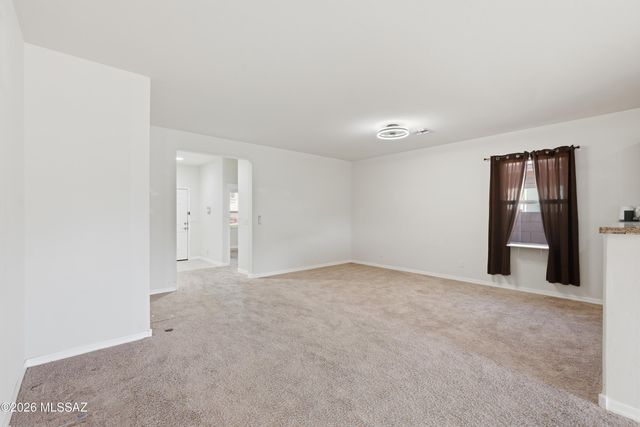 6737 S Cut Bow Drive, Tucson, AZ 85757