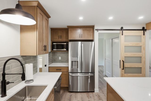 7710 Lamar Avenue S, Cottage Grove, MN 55016