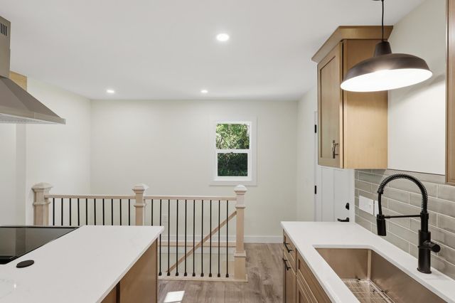 7710 Lamar Avenue S, Cottage Grove, MN 55016
