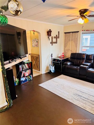 1621 Baker Avenue, Everett, WA 98201