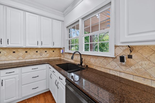 5628 Montelle Ln, Nashville, TN 37211