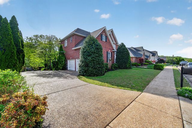 5628 Montelle Ln, Nashville, TN 37211