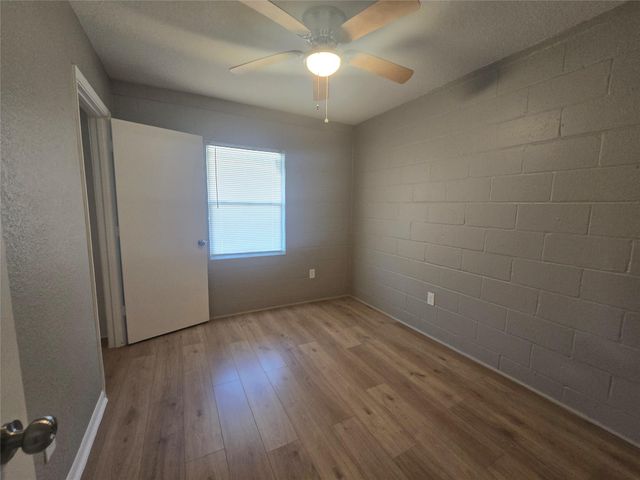 4217 Sealy Avenue 9, Galveston, TX 77550